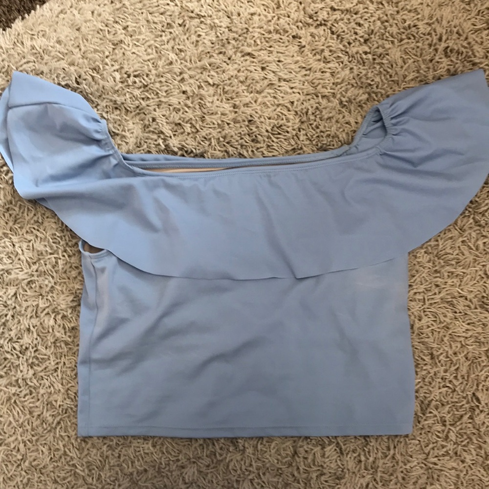 Korni Jeane Ruffle Around Top